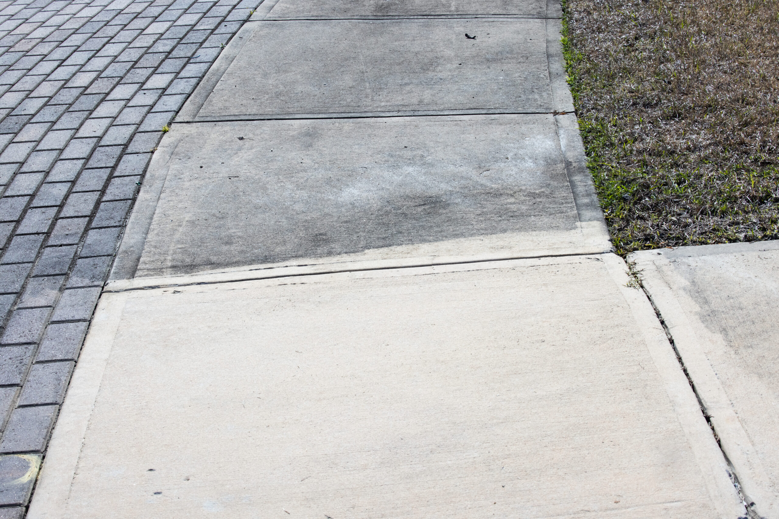sidewalk high pressure washing cleaning phuket
